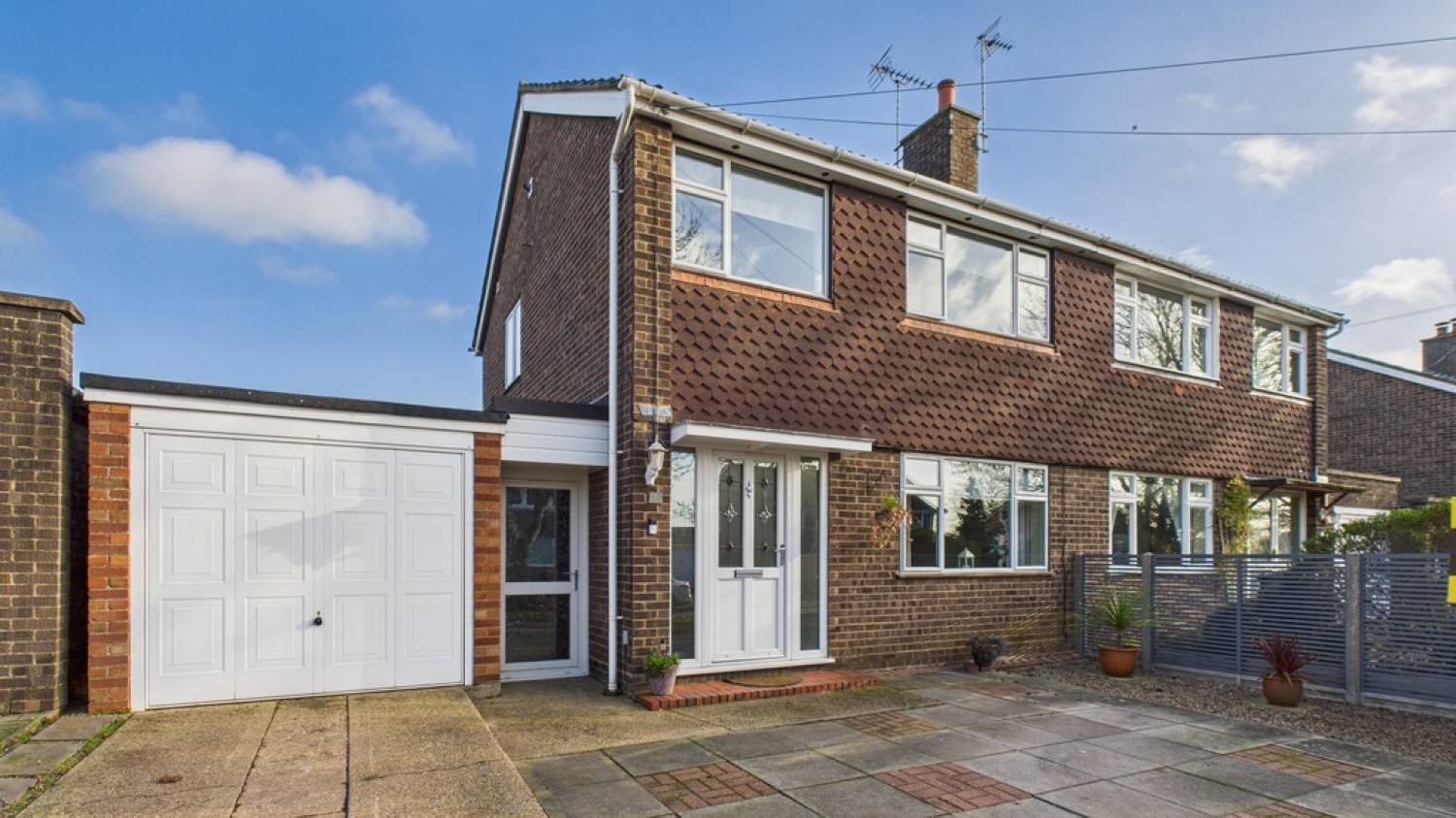 Bronyon Close, Bury St Edmunds