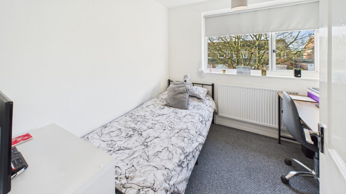 Bronyon Close, Bury St Edmunds