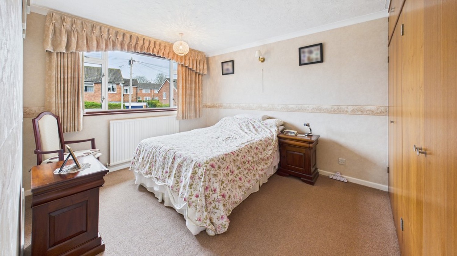 3 bedroom House for Sale Bockhill Road, Bury St Edmunds, Suffolk