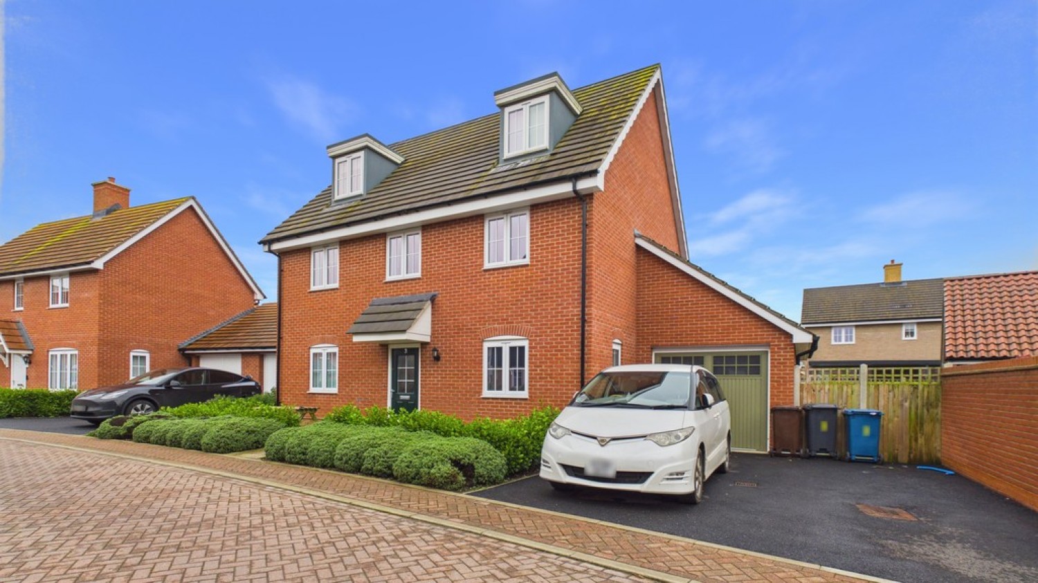 5 bedroom House for Sale Woodburn Drive, Bury St Edmunds, Suffolk