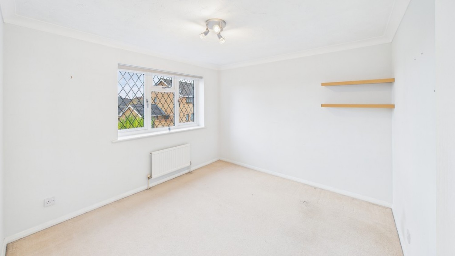 3 bedroom House for Sale Pyes Meadow, Elmswell, Suffolk