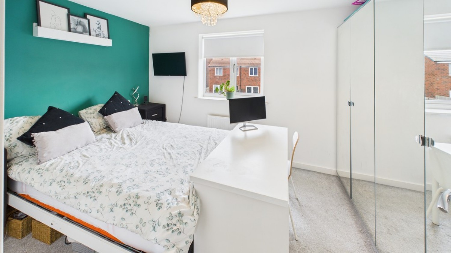 2 bedroom House for Sale Shaw Drive, Thurston, Suffolk