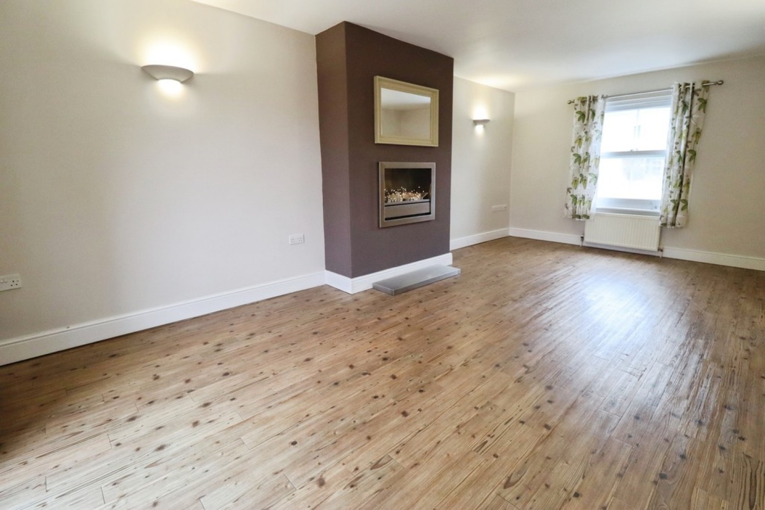 3 bedroom Flat in Kings Mews, Bury St Edmunds