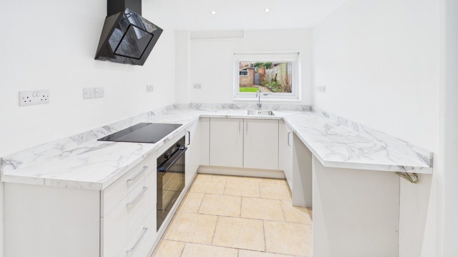 2 bedroom House in Horringer Road NEW LISTING, Bury St Edmunds, Suffolk