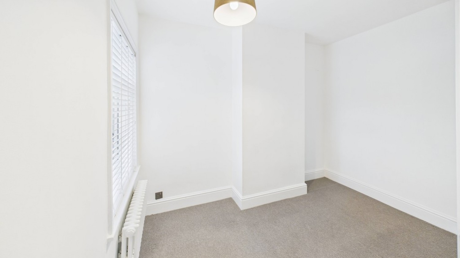 2 bedroom House in Horringer Road NEW LISTING, Bury St Edmunds, Suffolk