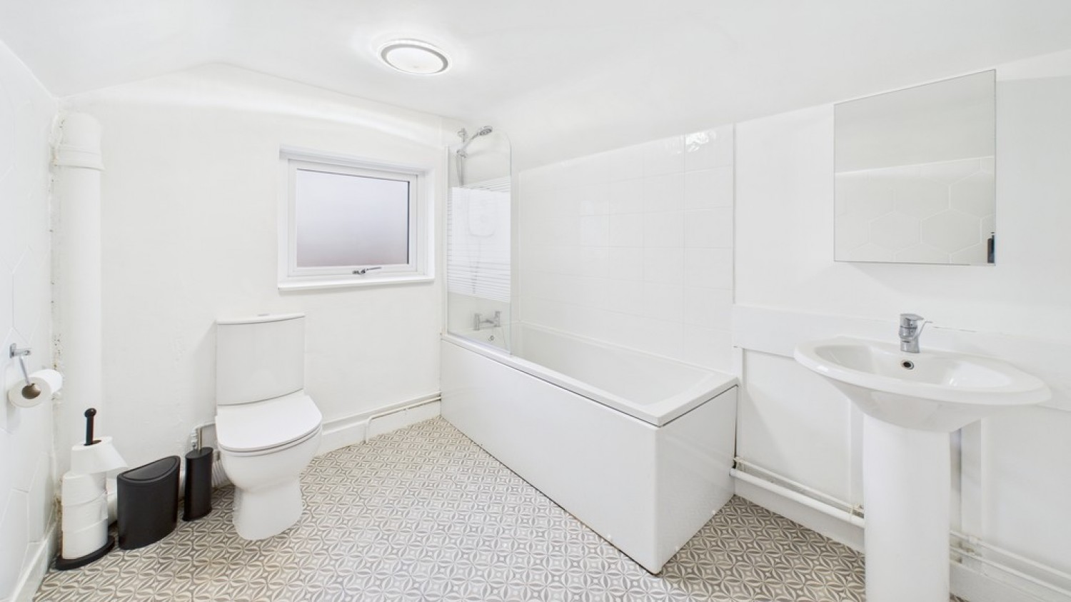 2 bedroom House in Horringer Road NEW LISTING, Bury St Edmunds, Suffolk