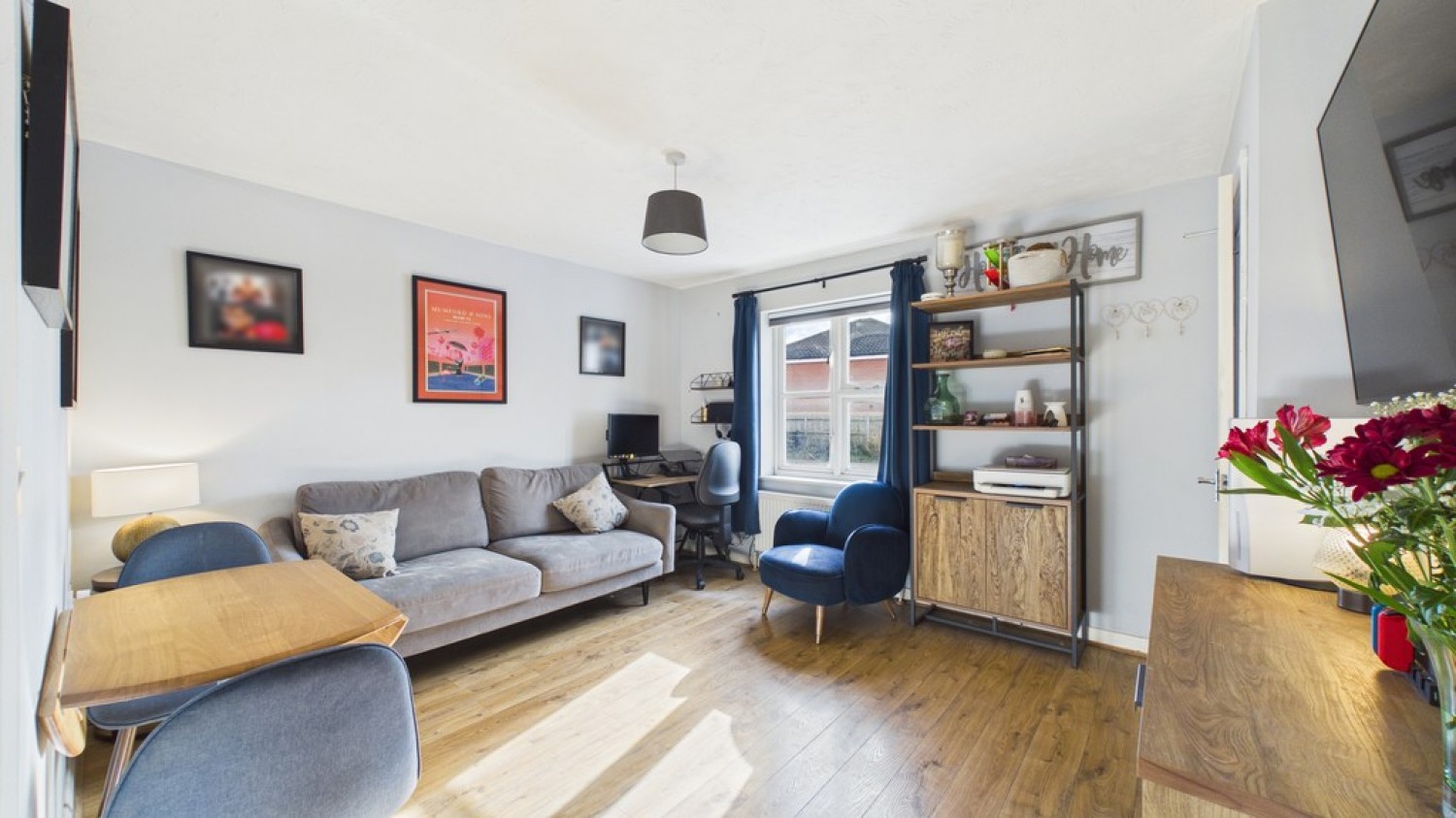 2 bedroom House for Sale Hailes Meadow, Haughley, Suffolk