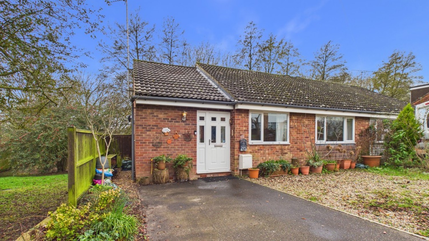 3 bedroom Bungalow in Maltward Avenue, Bury St Edmunds, Suffolk