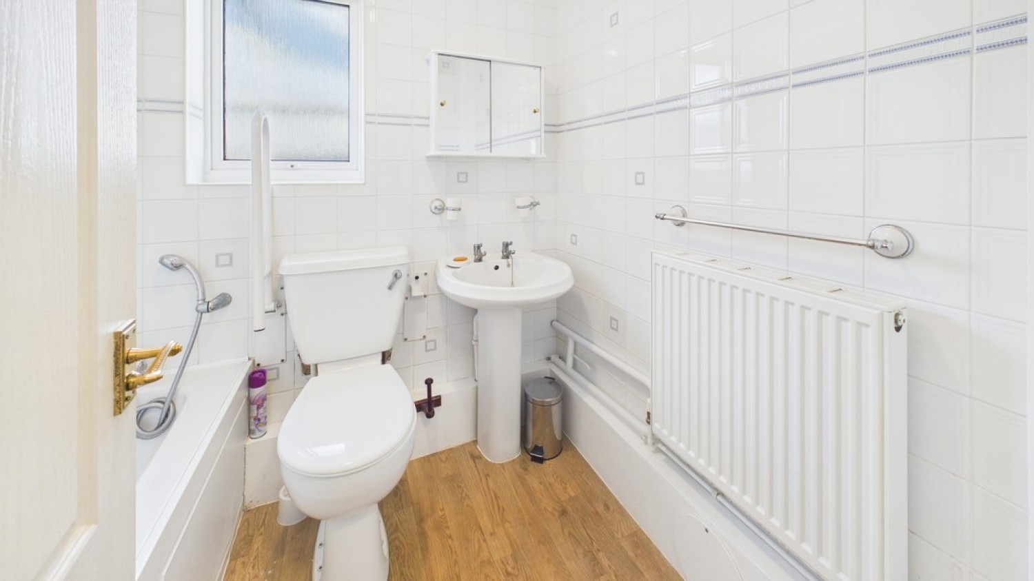 3 bedroom Bungalow for Sale Grosvenor Gardens, Bury St Edmunds, Suffolk