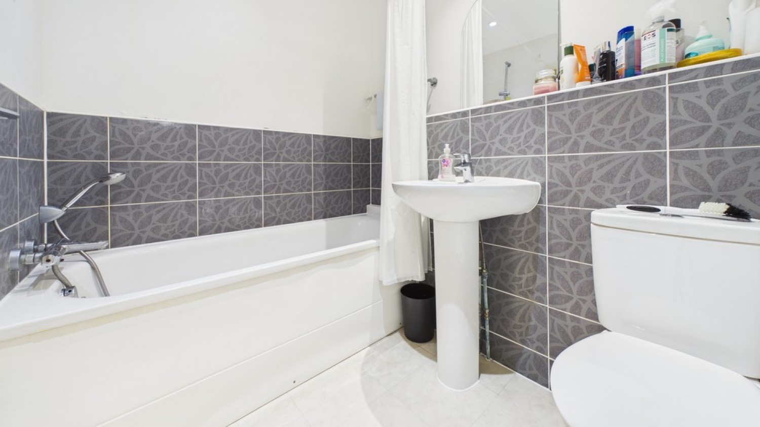 4 bedroom House for Sale Buttercup Walk, Red Lodge, Suffolk