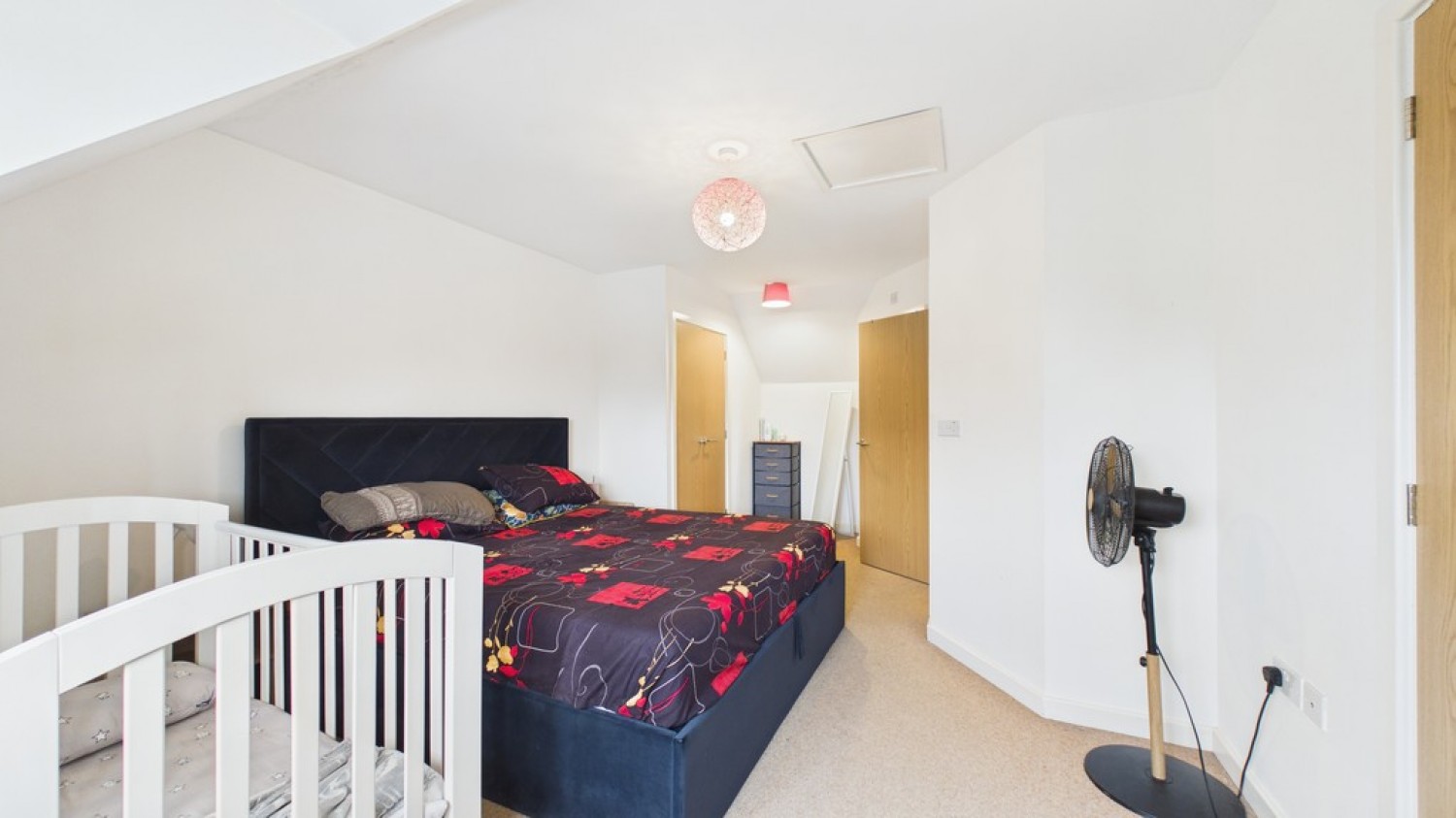 4 bedroom House for Sale Buttercup Walk, Red Lodge, Suffolk