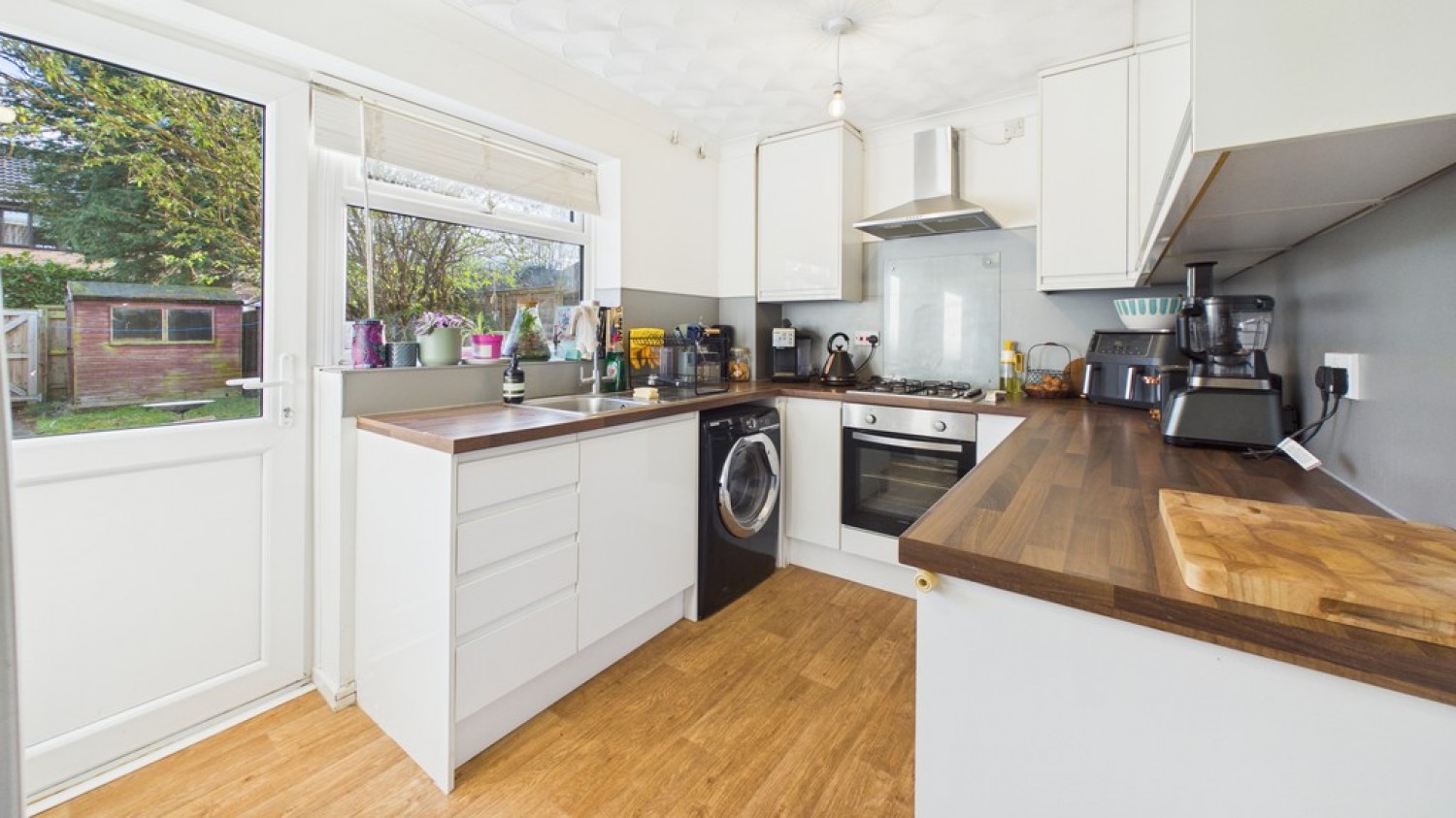 2 bedroom House for Sale Honeysuckle Way, Bury St Edmunds, Suffolk