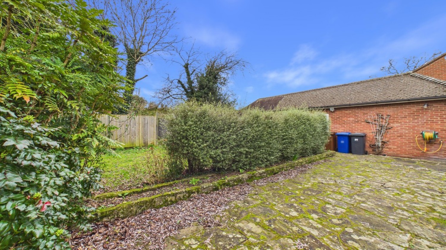 2 bedroom Bungalow for Sale Kings Road, Bury St Edmunds, Suffolk