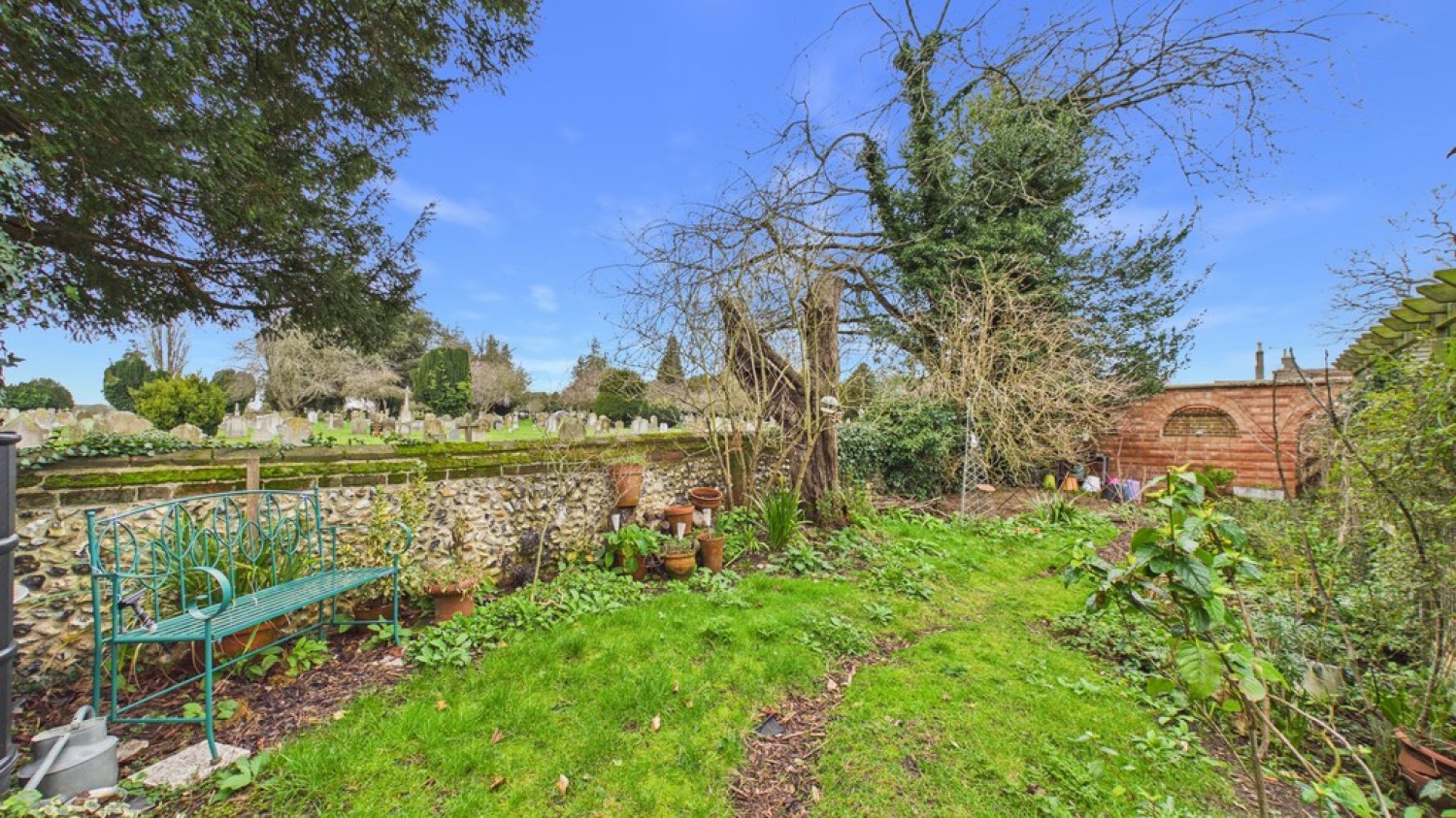 2 bedroom Bungalow for Sale Kings Road, Bury St Edmunds, Suffolk