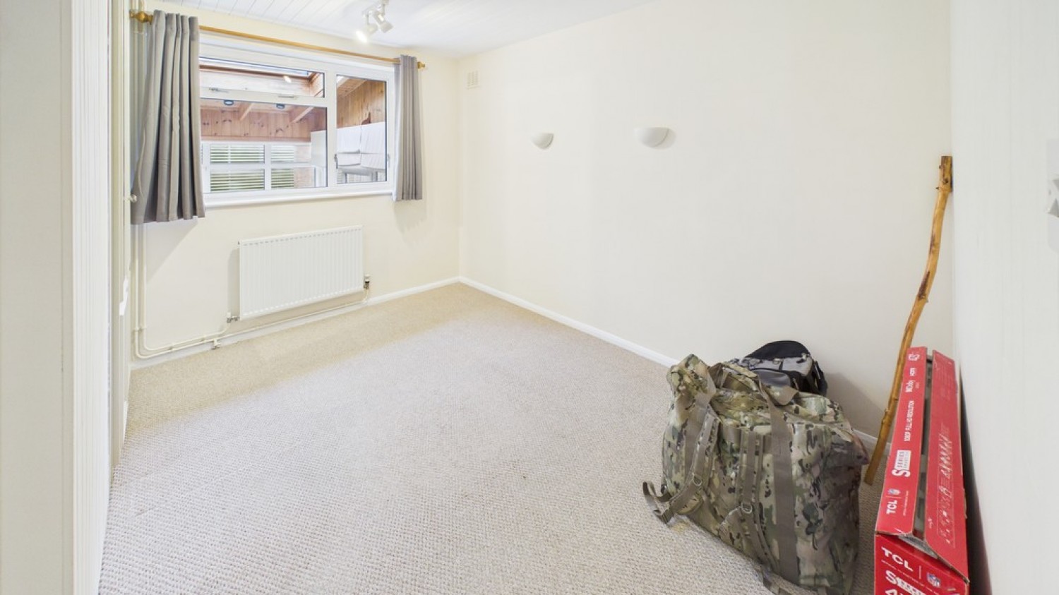 2 bedroom Bungalow for Sale Kings Road, Bury St Edmunds, Suffolk