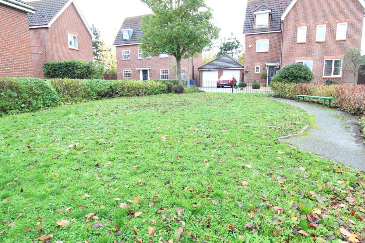 Chaffinch Road, Bury St Edmunds, Suffolk
