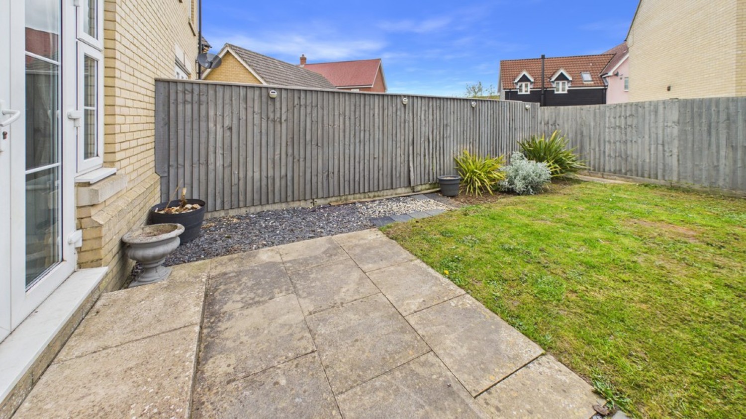 3 bedroom House for Sale Mead Road, Bury St Edmunds, Suffolk