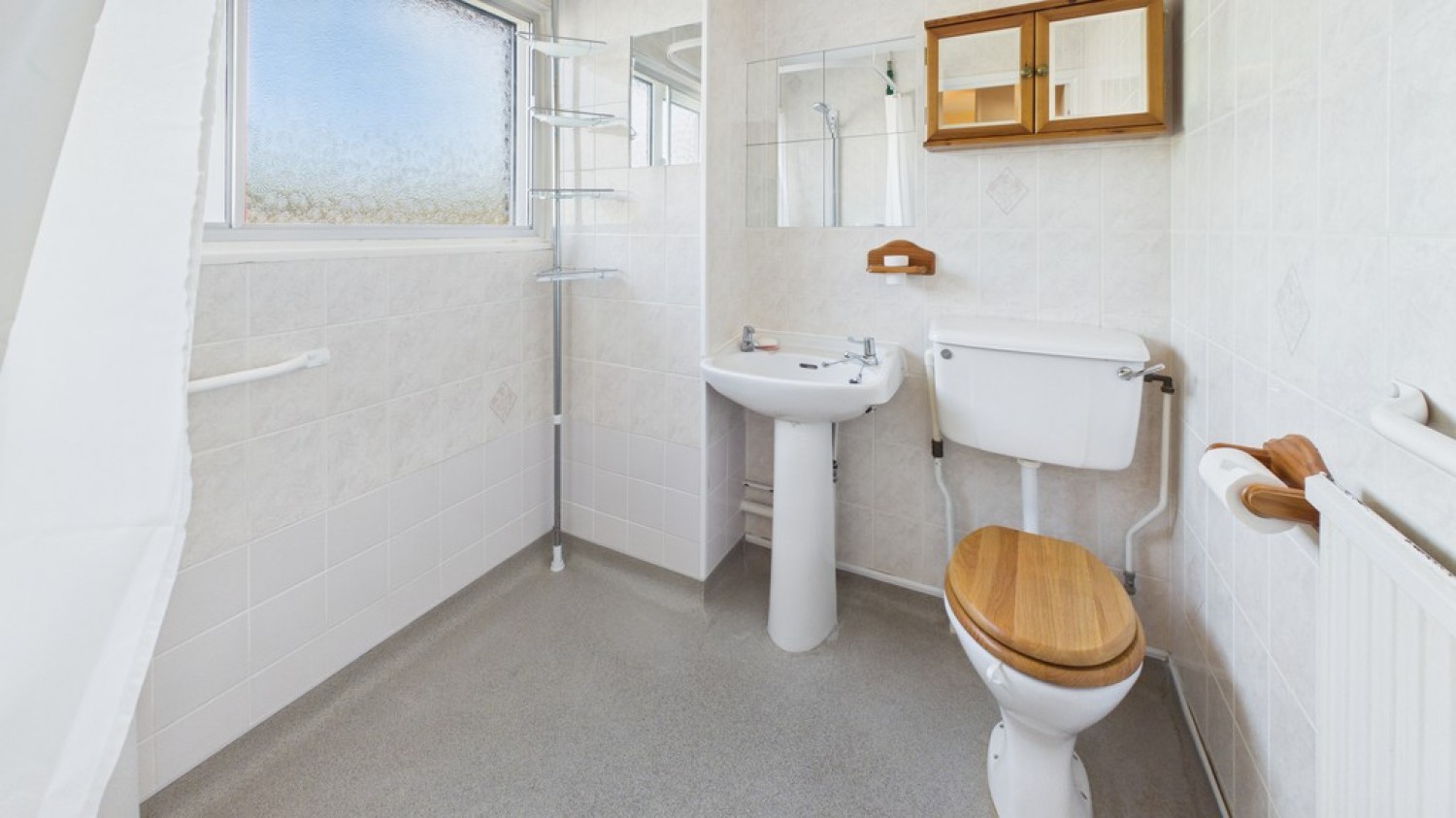 3 bedroom House for Sale Mayfield Road, Bury St Edmunds, Suffolk