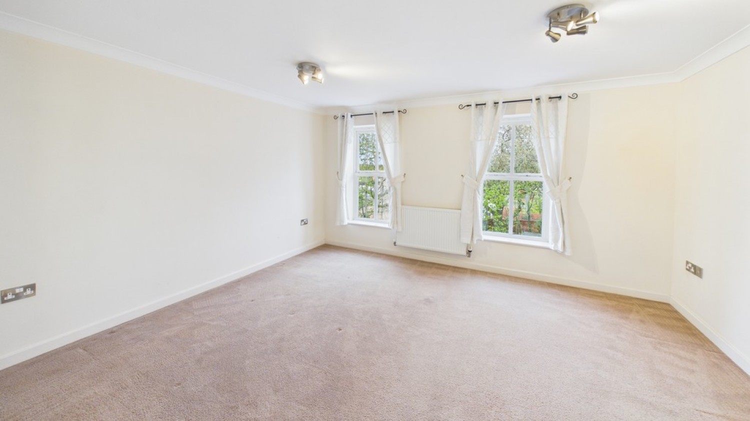 4 bedroom House for Sale Stephenson Place, Bury St Edmunds