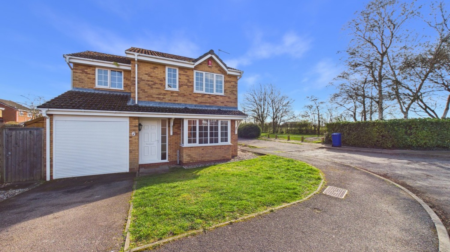 4 bedroom House for Sale Miles Hawk Way, Mildenhall, Suffolk