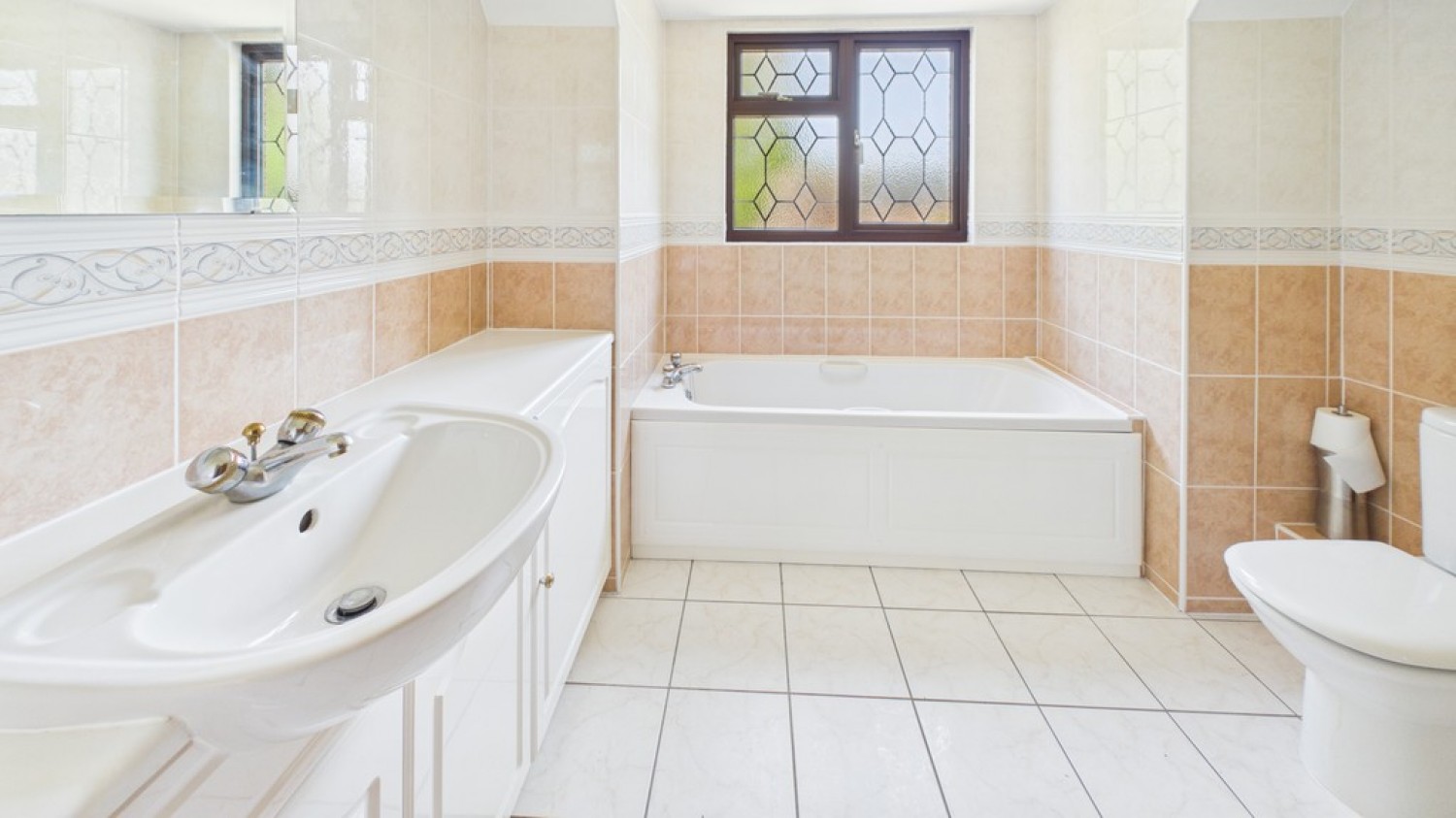 4 bedroom House for Sale Fornham All Saints, Suffolk
