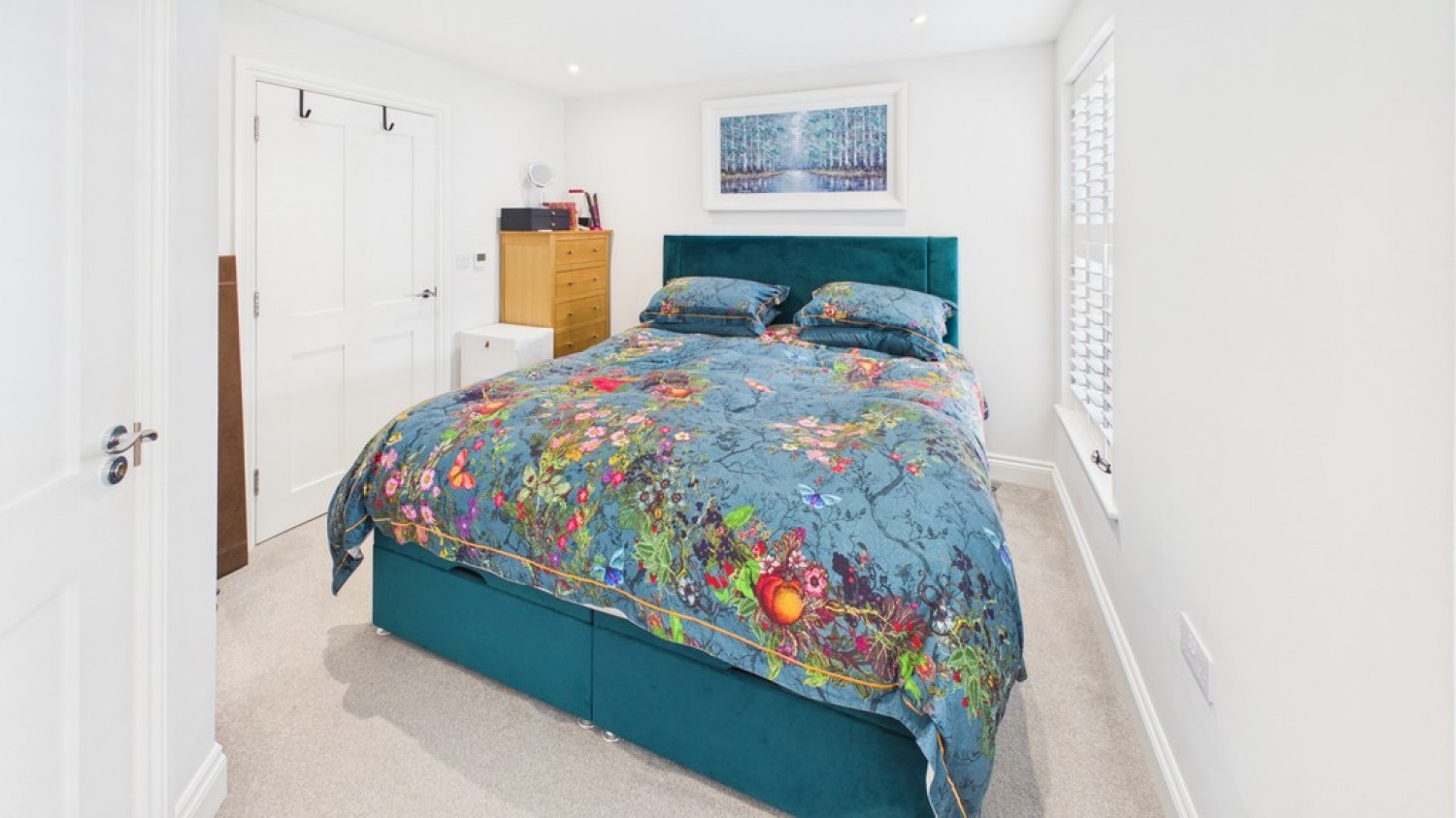 2 bedroom Flat for Sale Abbots Gate, Bury St Edmunds, Suffolk
