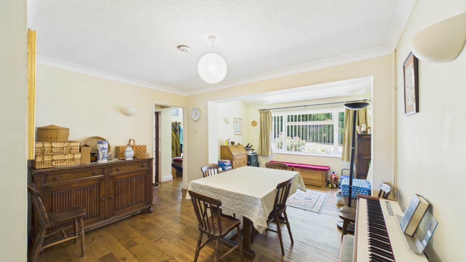 4 bedroom House for Sale Whitby Road, Bury St Edmunds, Suffolk