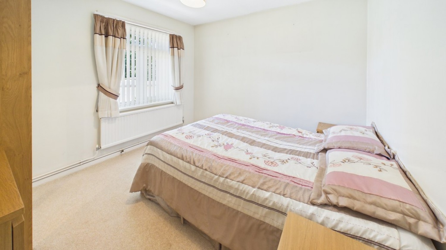 3 bedroom Bungalow for Sale Dorchester Road, Bury St Edmunds, Suffolk