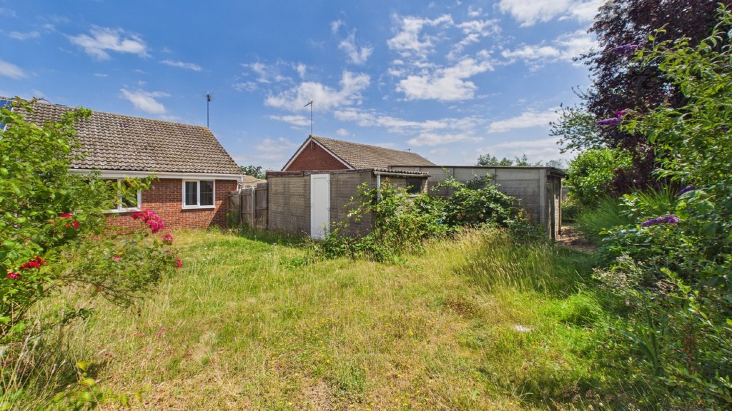 2 bedroom Bungalow for Sale Gedge Close, Bury St Edmunds, Suffolk