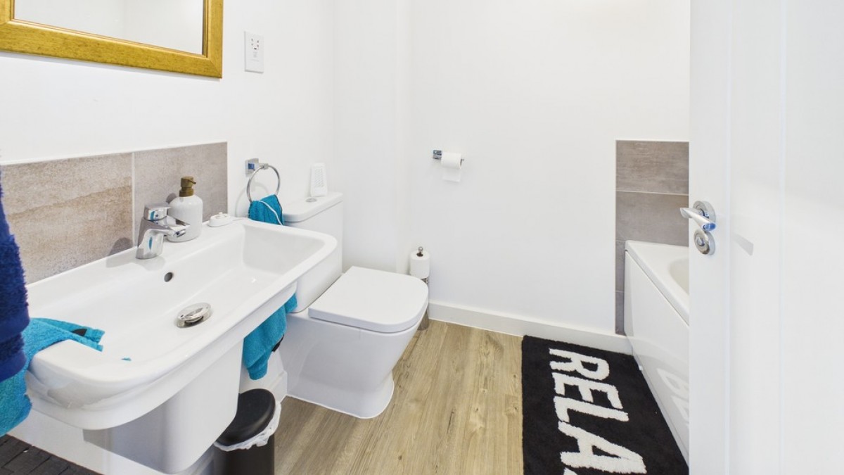 6 Weston Drive, Bury St Edmunds, IP32 6TX