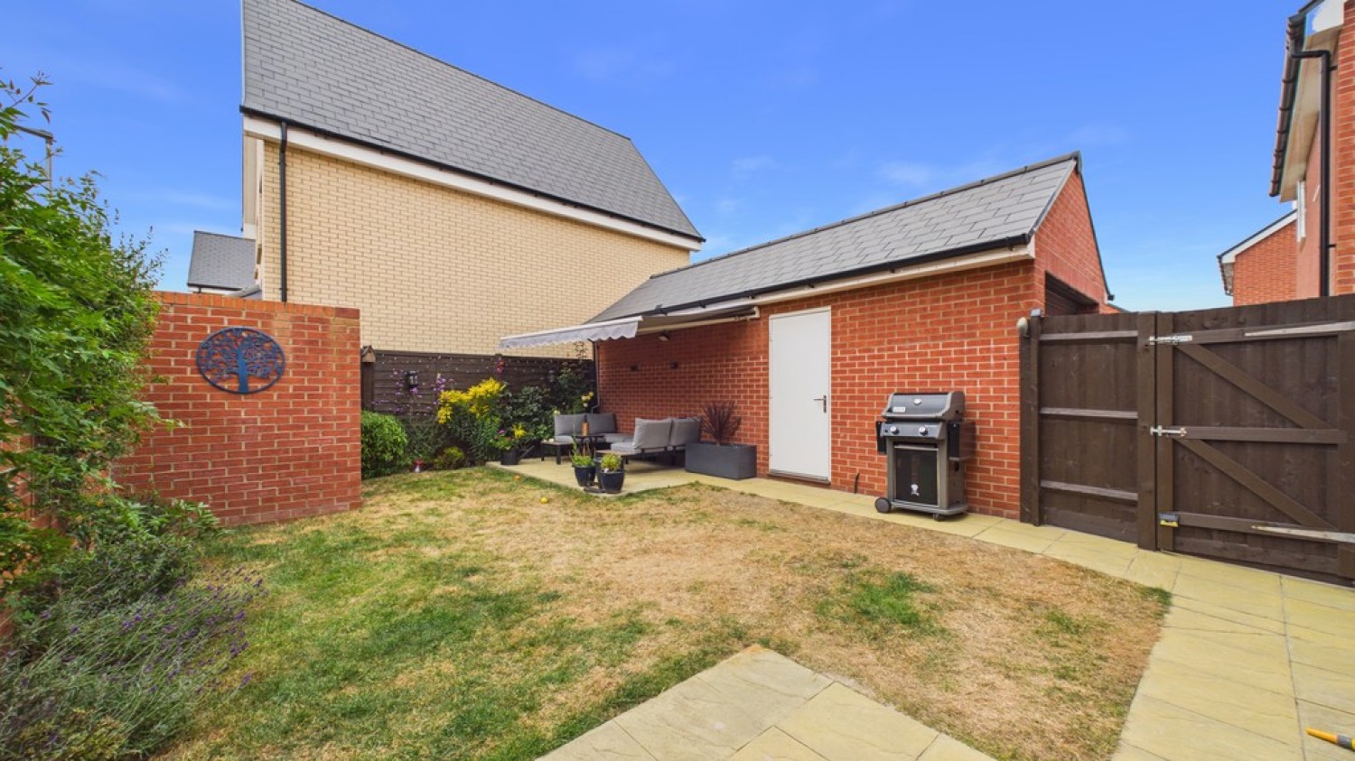 3 bedroom House for Sale Osbourne Way, BURY ST. EDMUNDS, Suffolk