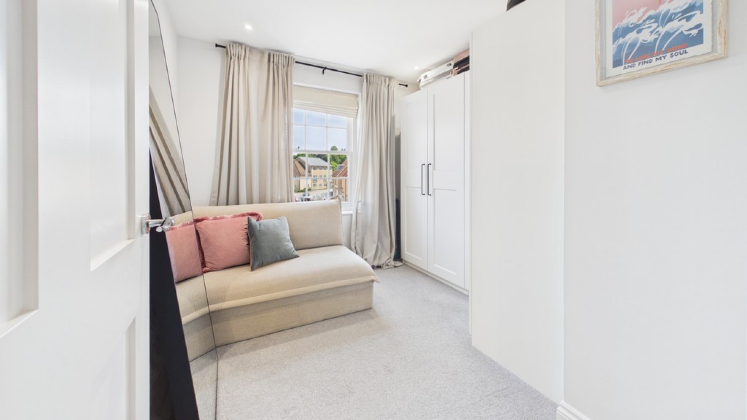 2 bedroom Flat for Sale Abbots Gate, Bury St Edmunds, Suffolk