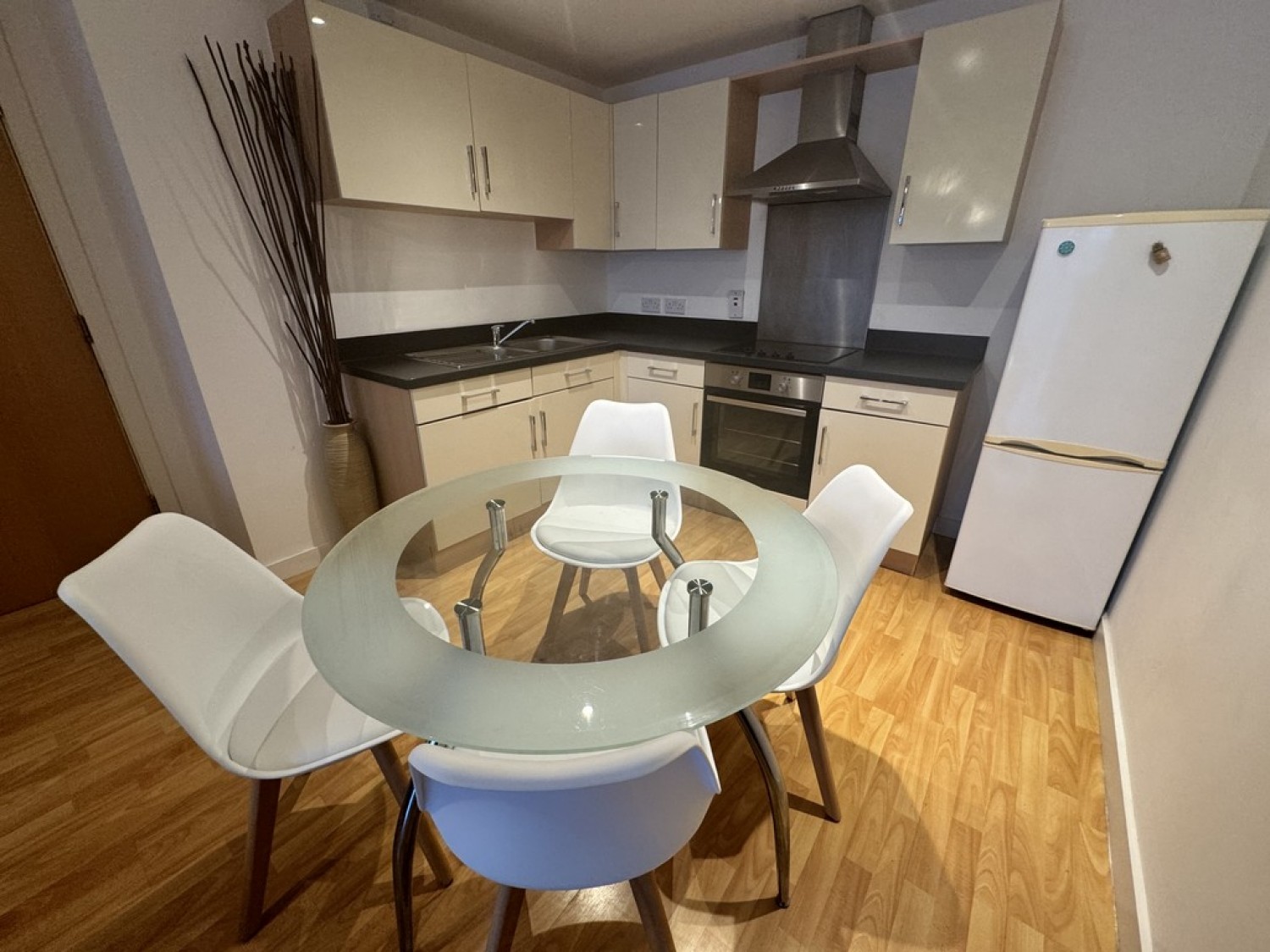 2 bedroom Flat for Letting Lovell House, Leeds City Centre