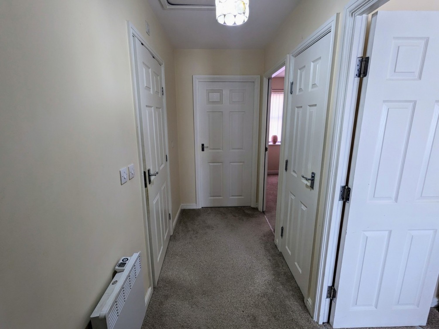 2 bedroom Flat for Letting Whitehall Road, Lower Wortley