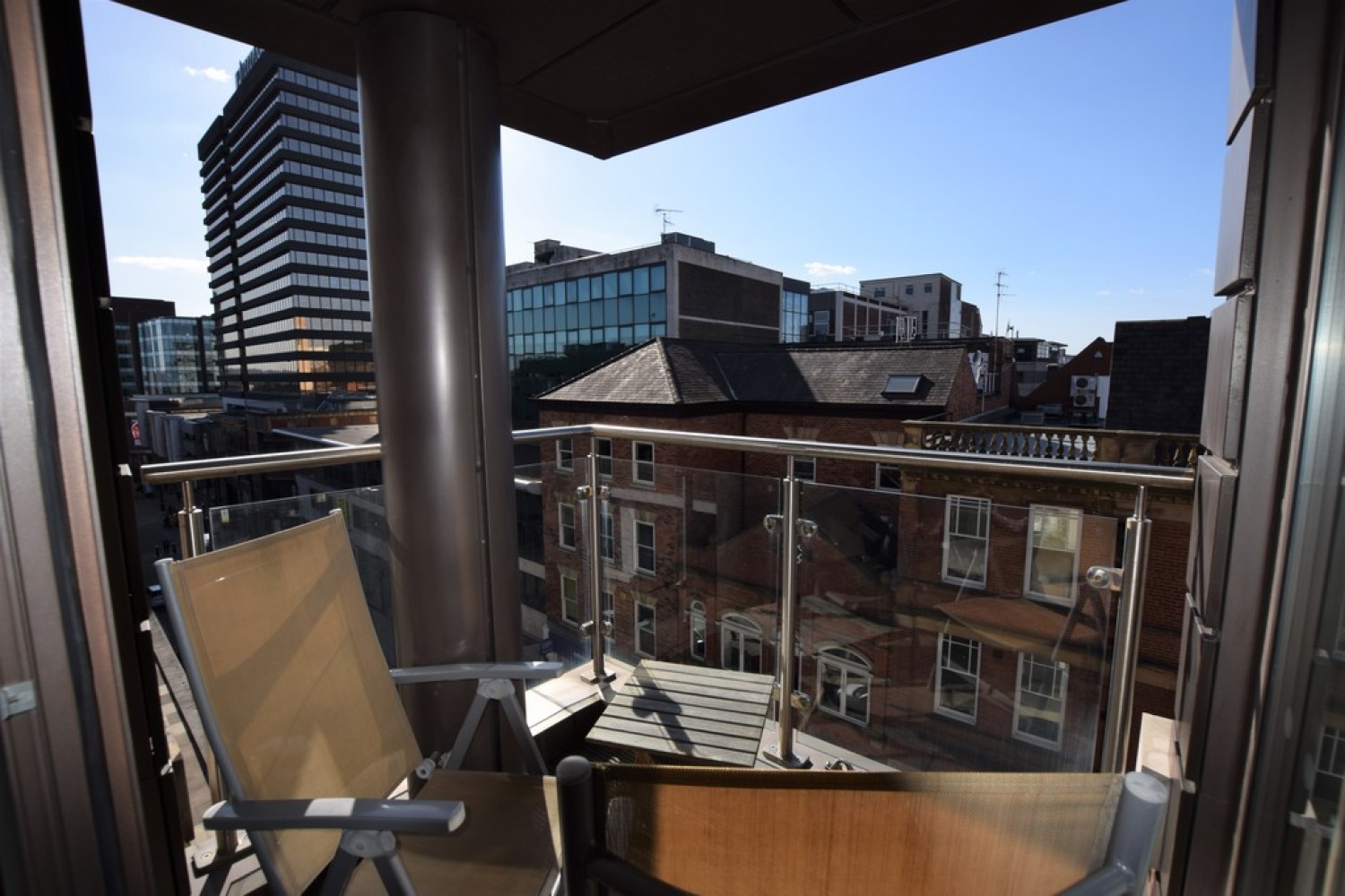 1 bedroom Flat for Letting The Basilica, Leeds City Centre