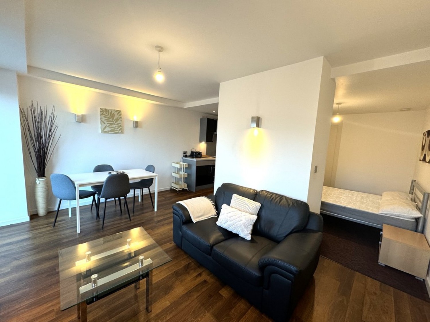 1 bedroom Flat for Letting The Basilica, 2 King Charles Street