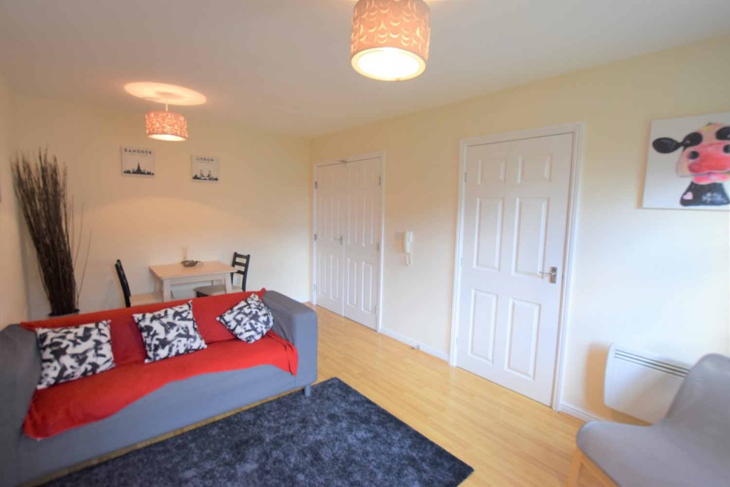 2 bedroom Flat for Letting Whitehall Drive, Lower Wortley