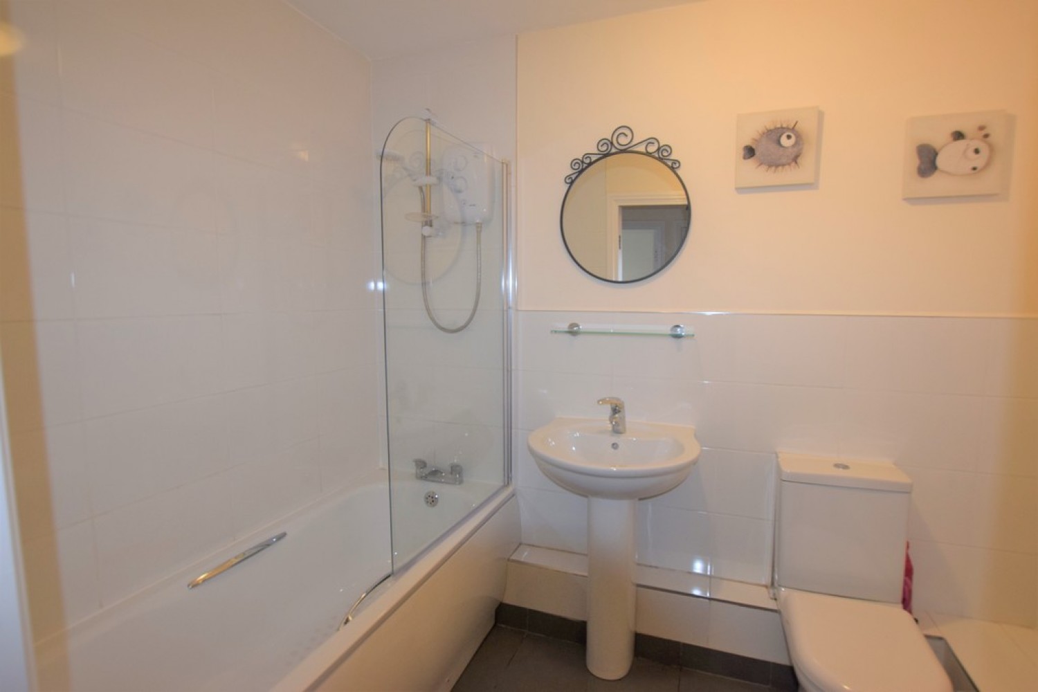 2 bedroom Flat for Letting Whitehall Drive, Lower Wortley