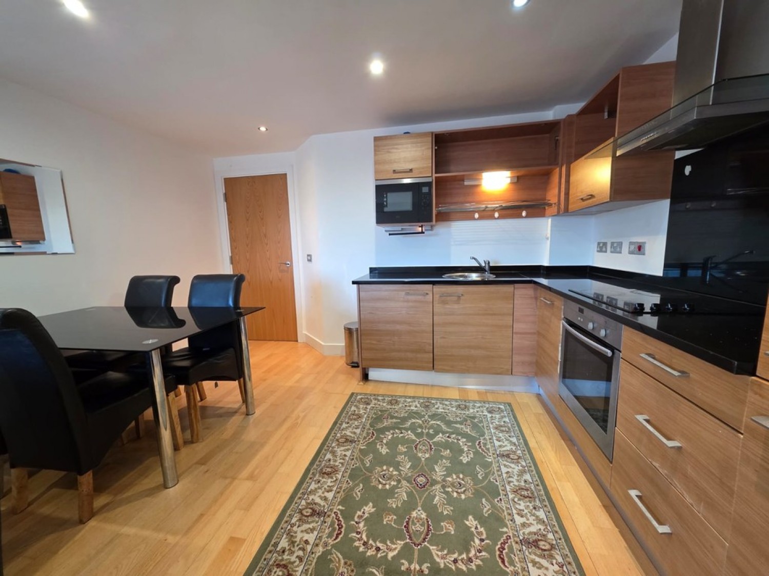 Clarence House, The Boulevard