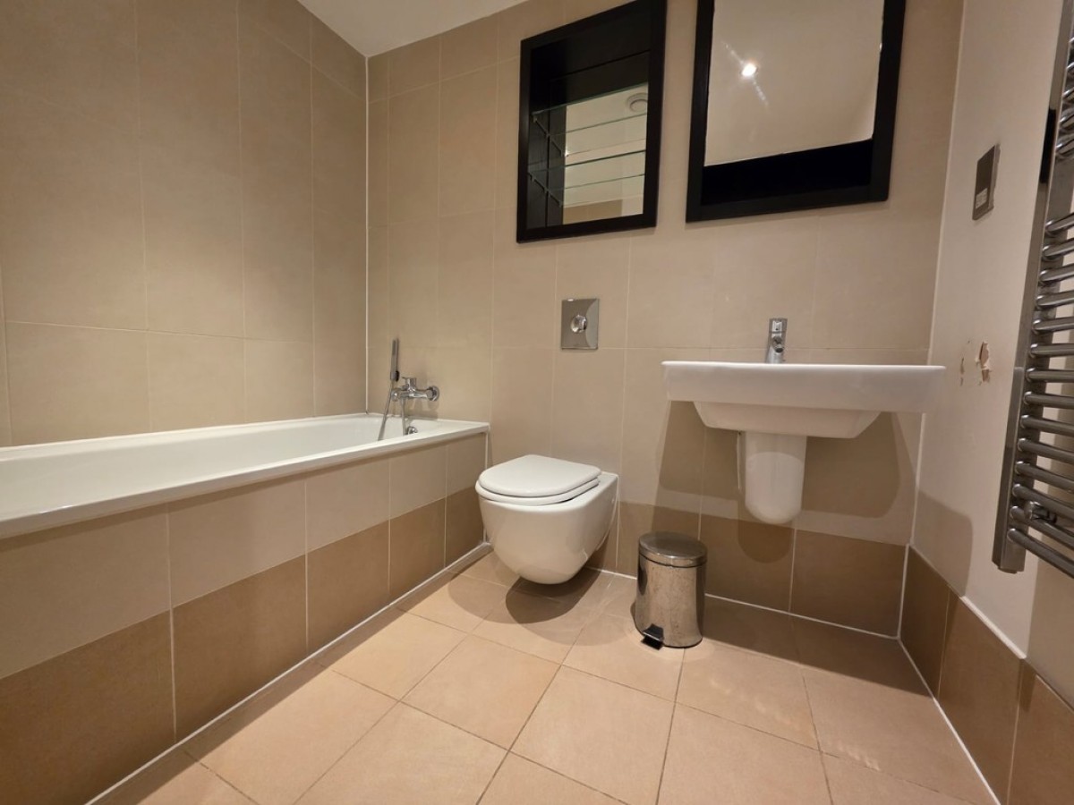 Clarence House, The Boulevard