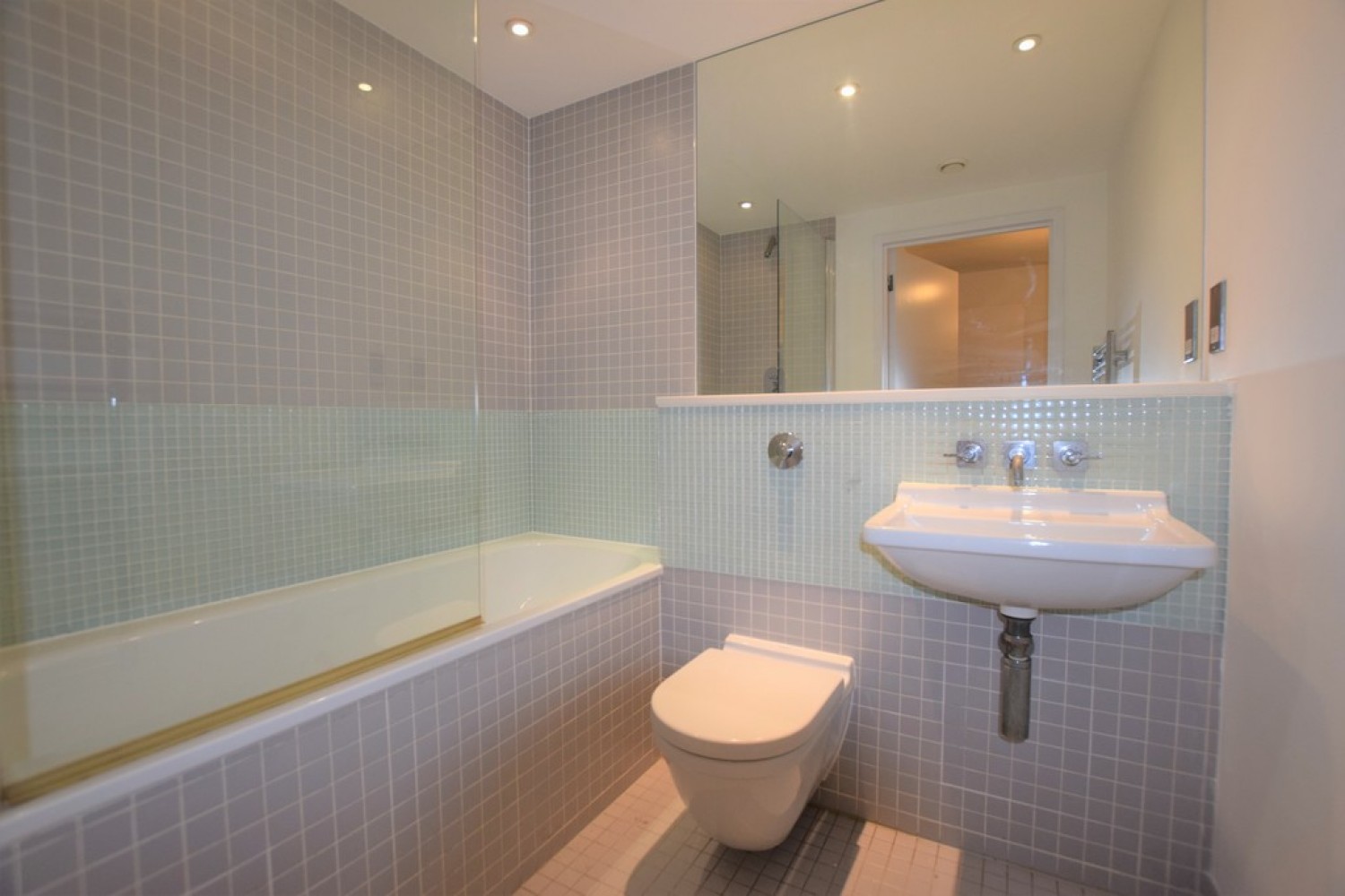 2 bedroom Flat for Letting Manor Mills, Ingram Street