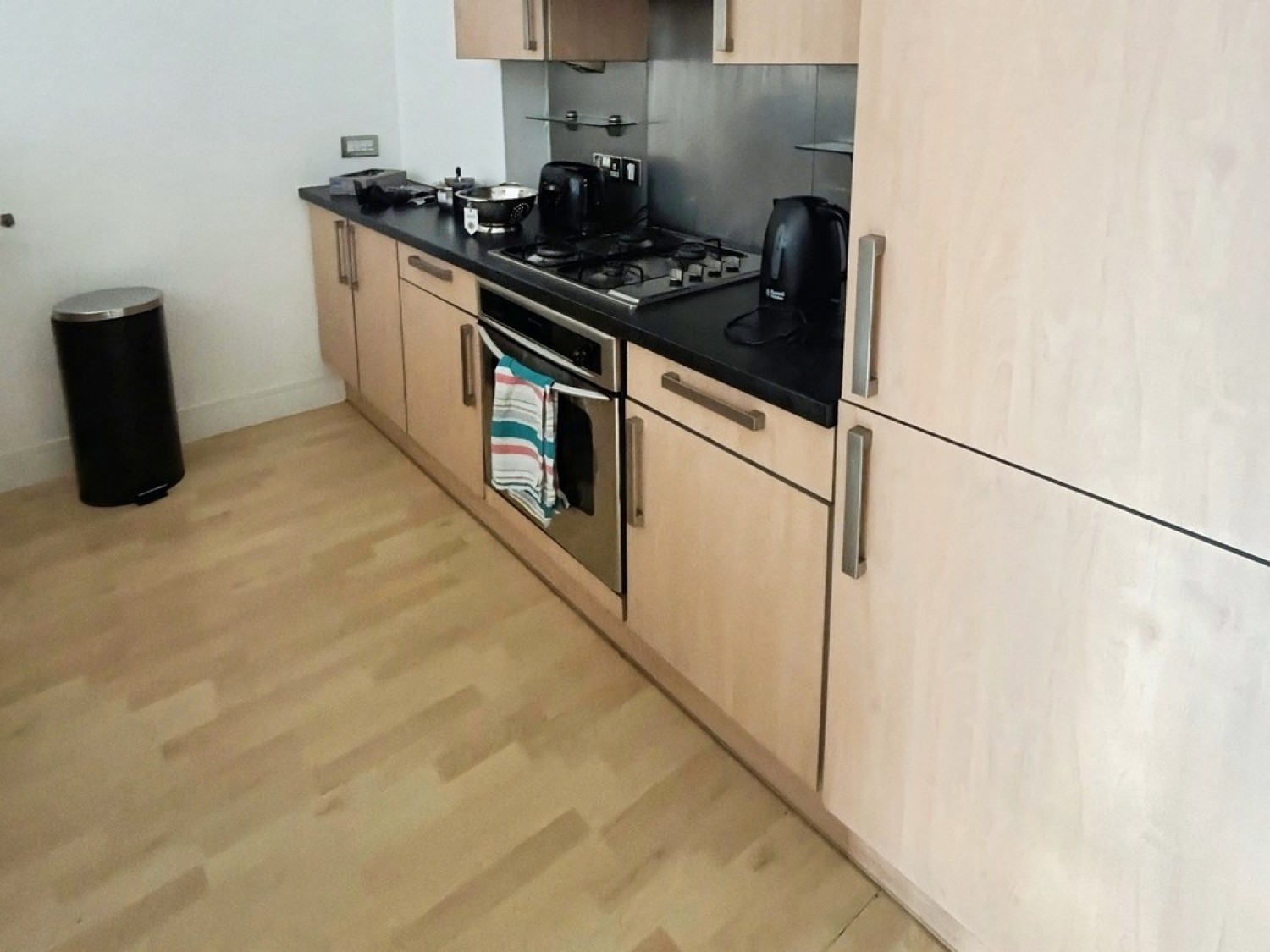 2 bedroom Flat for Letting Admiral Court, Bowman Lane