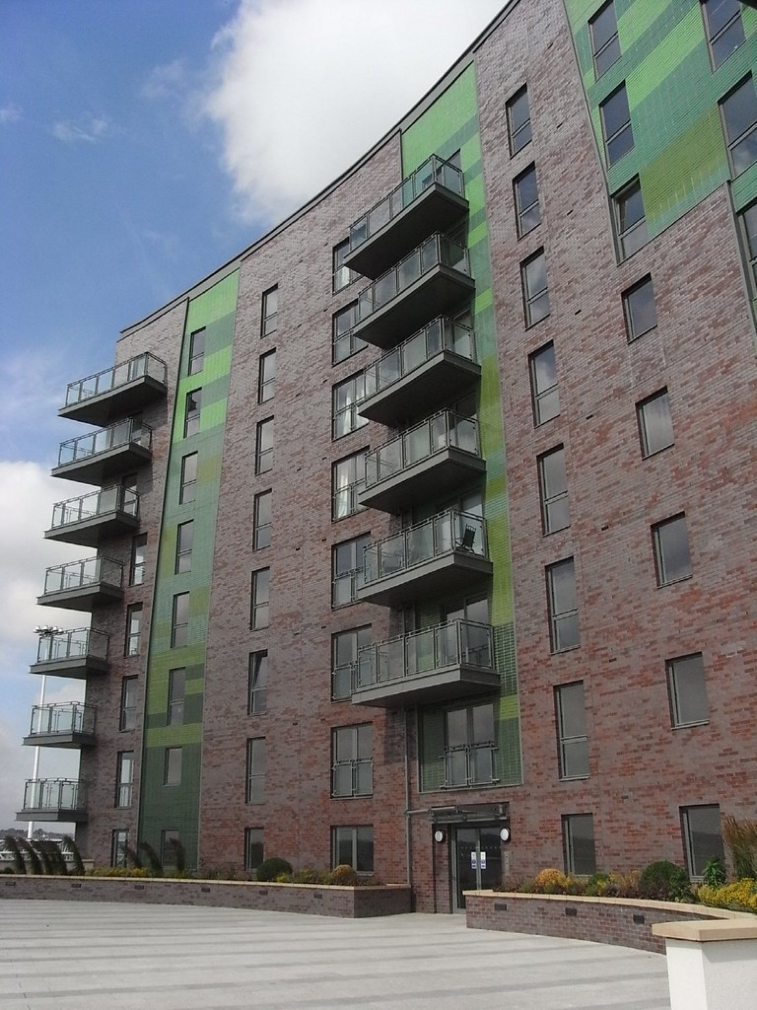 1 bedroom Flat for Letting Echo Central Two, Cross Green Lane