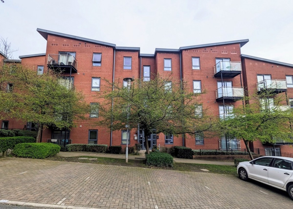 Bouverie Court, Cross Green Lane