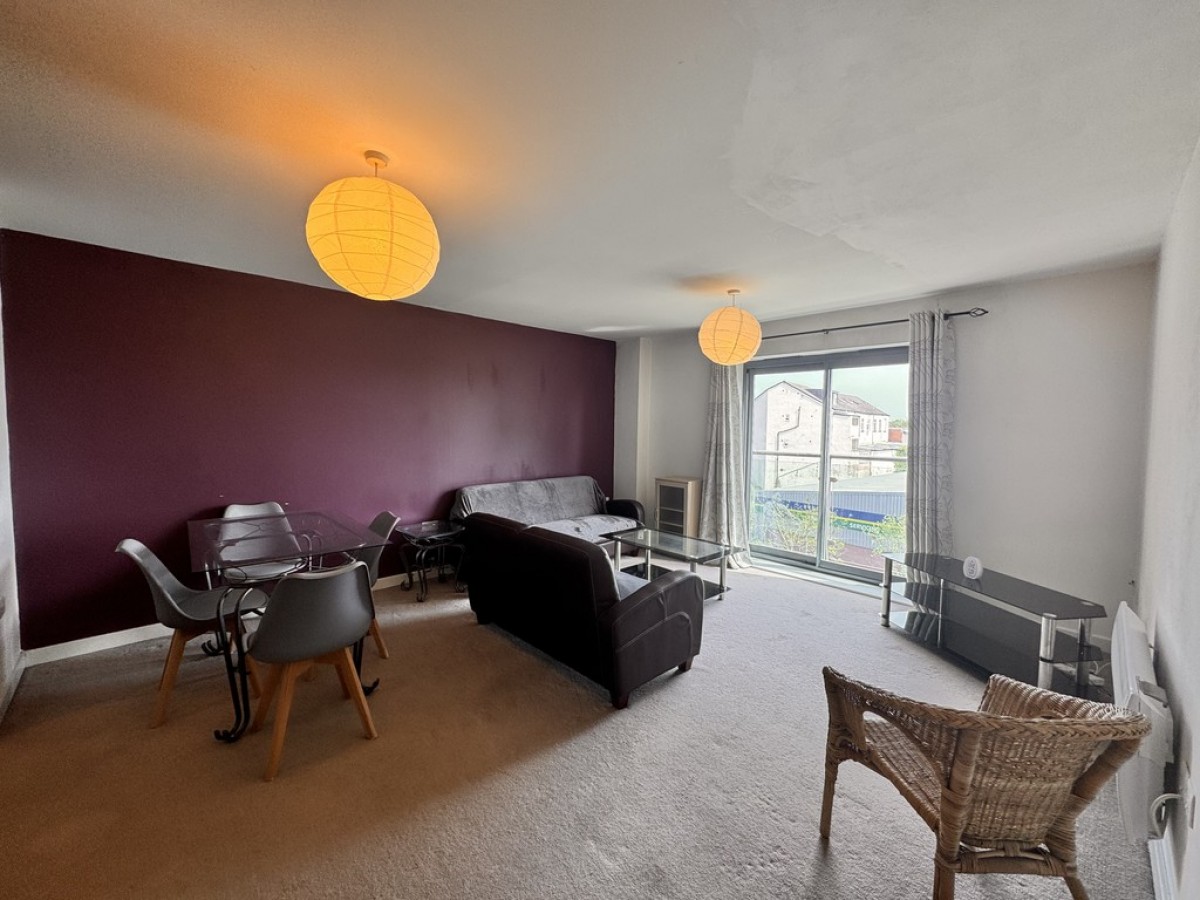 Bouverie Court, Cross Green Lane