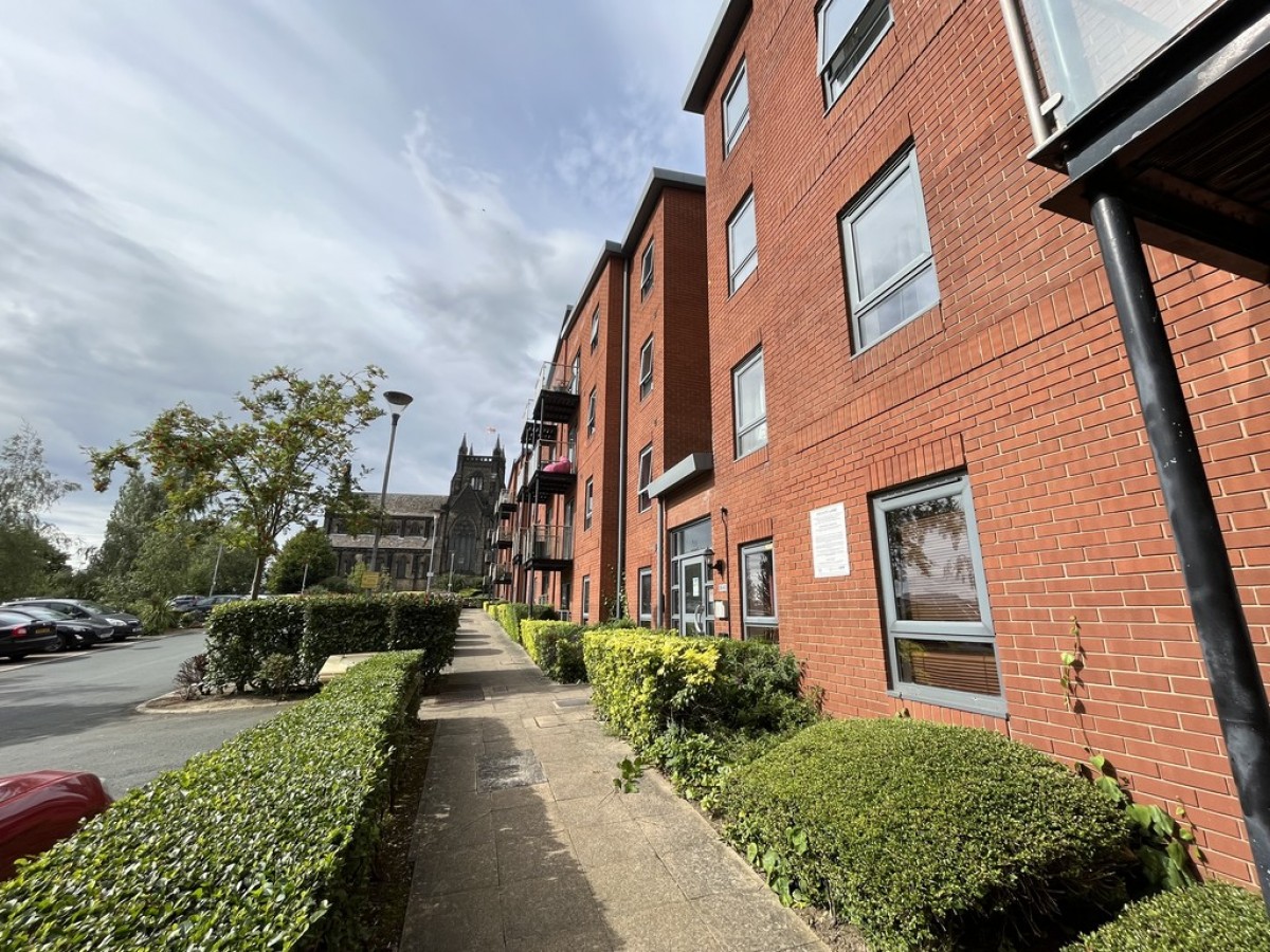 Bouverie Court, Cross Green Lane