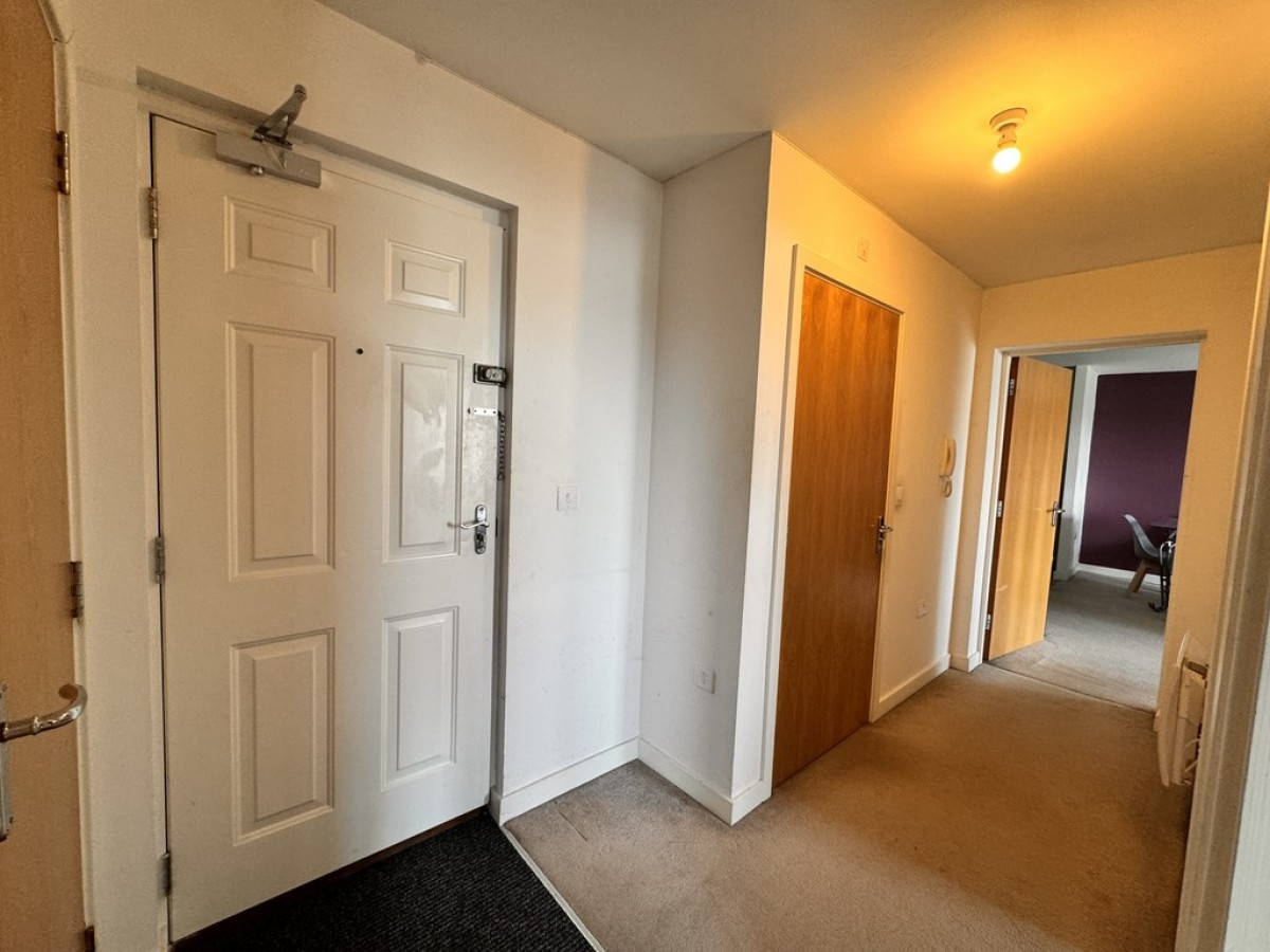 Bouverie Court, Cross Green Lane