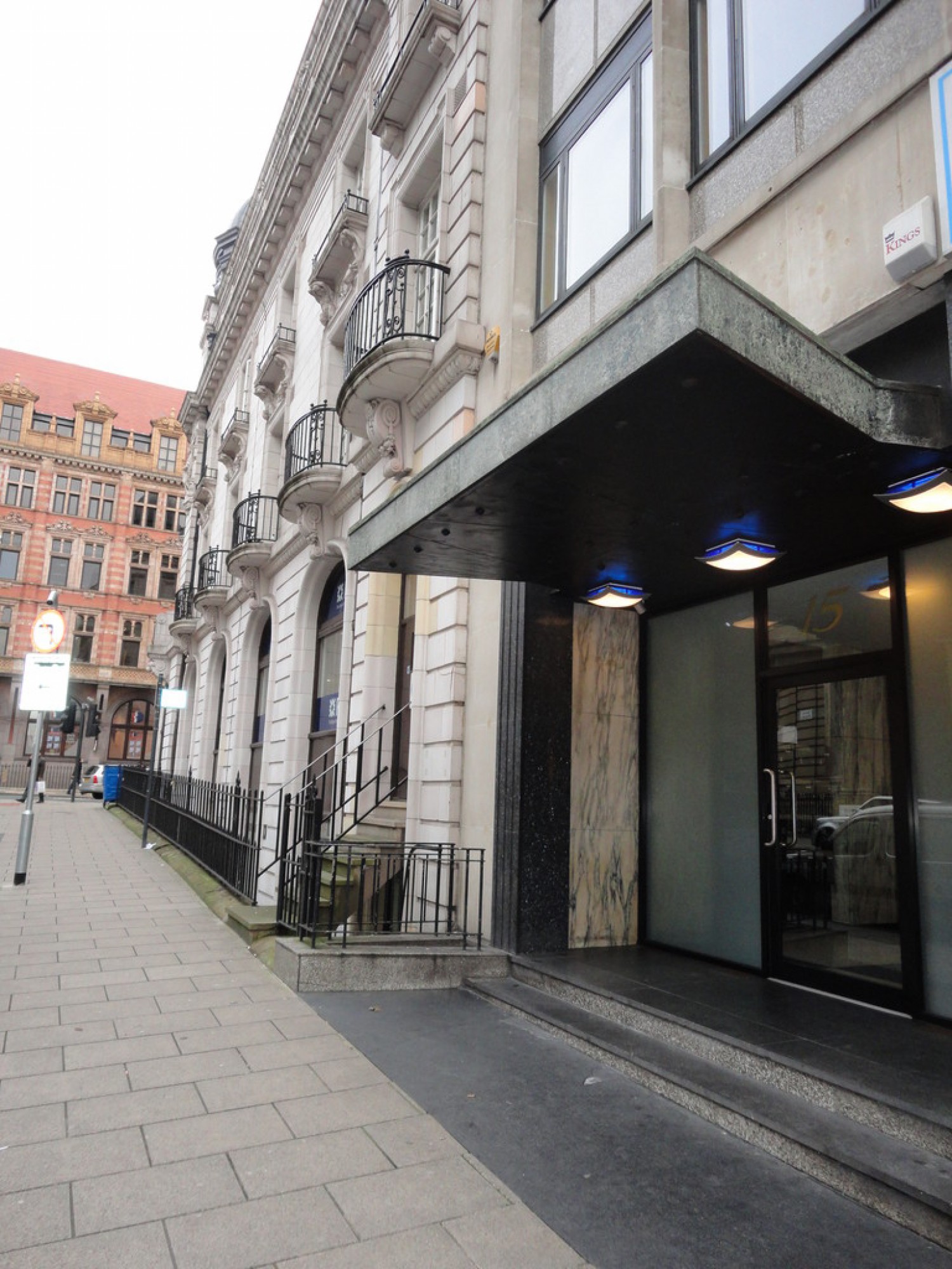 1 bedroom Flat for Letting 15 South Parade