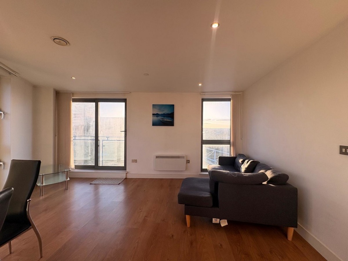 Echo Central Two, Cross Green Lane