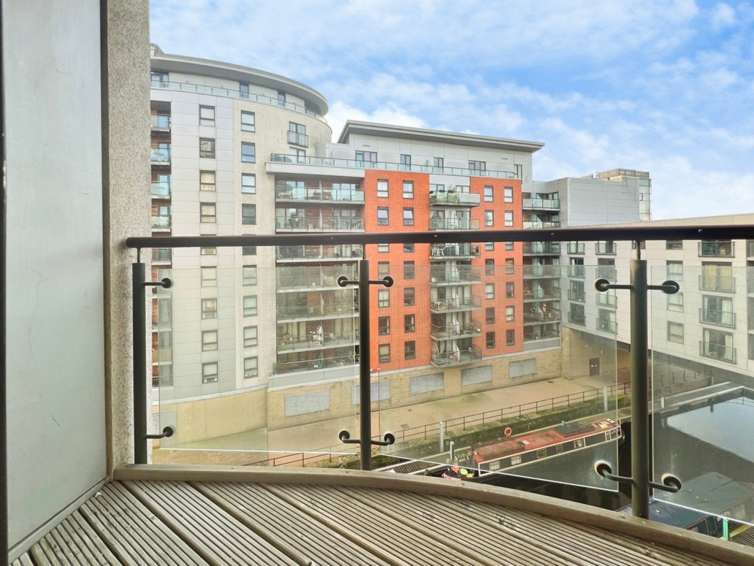 2 bedroom Flat for Letting Magellan House